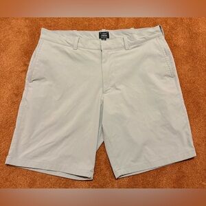 J.Crew Tech Shorts Mens Size 34 9” Inseam Light Gray Chino Golf Stretch Preppy
